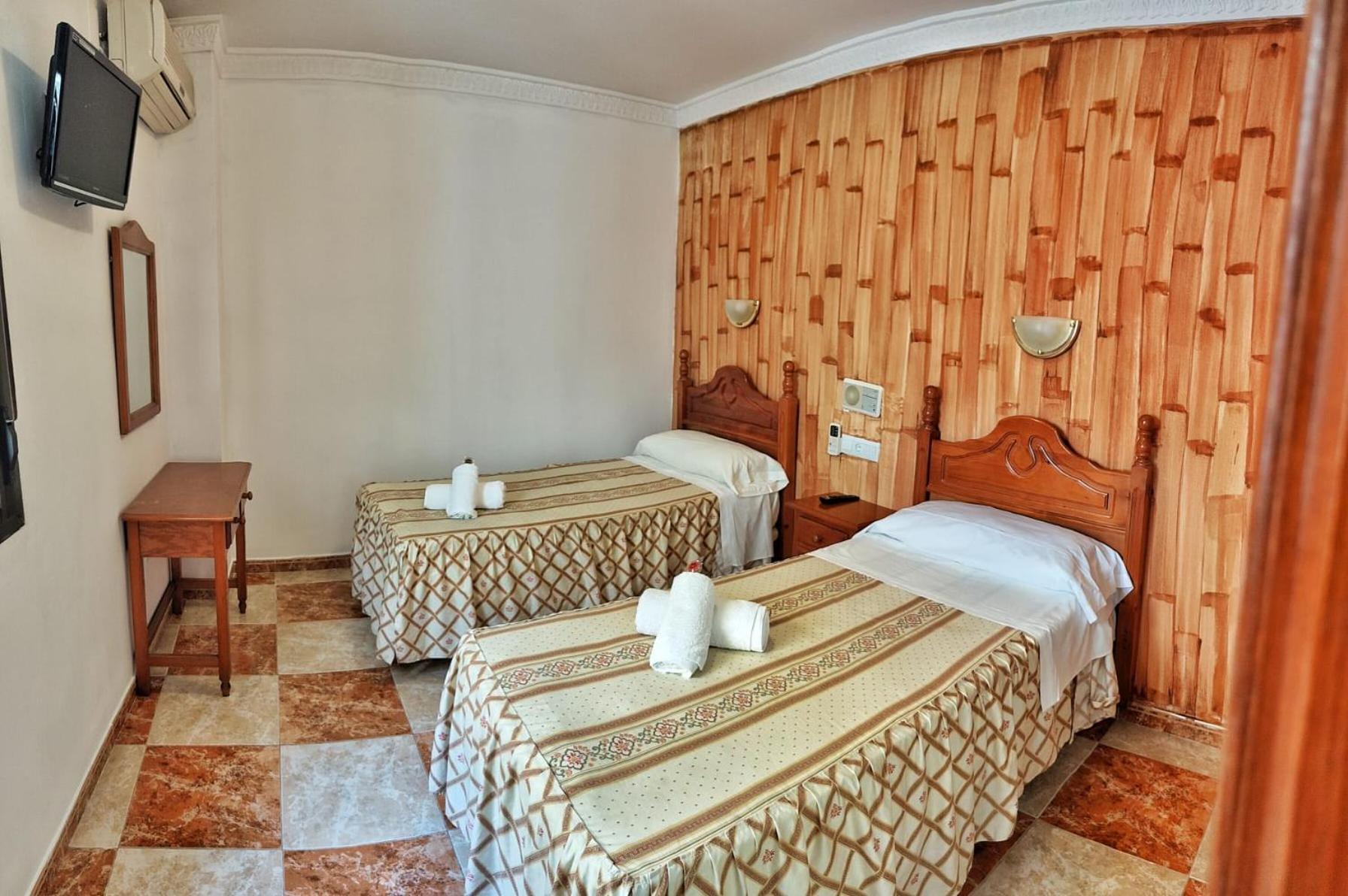 רונדה Hotel Virgen De Los Reyes מראה חיצוני תמונה